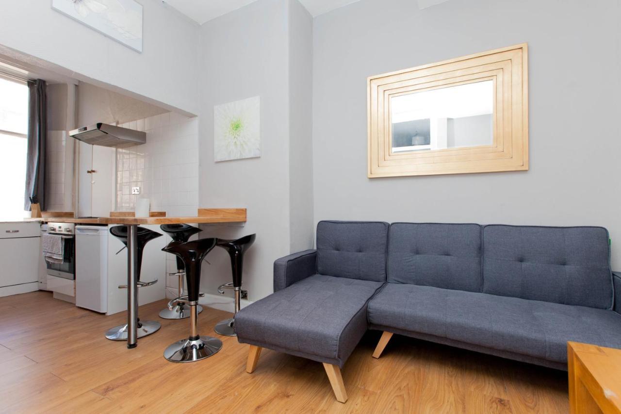 Bright & Homely City Centre Apartment Near Holyrood Edinburgh Ngoại thất bức ảnh